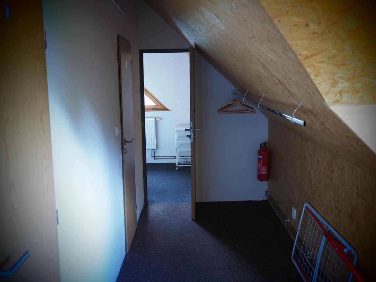 Srub U Lanovky Hostel Ramzová Εξωτερικό φωτογραφία